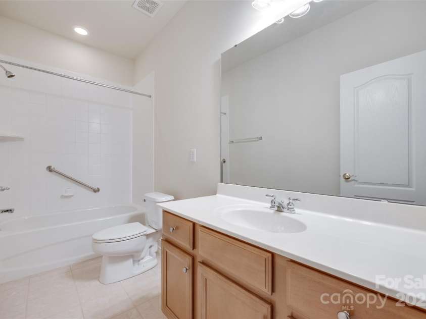 5008 Woodview Lane, Weddington, NC 28104.  MLS# CAR4269305, YatesRealty ID 24971. Bathroom 2