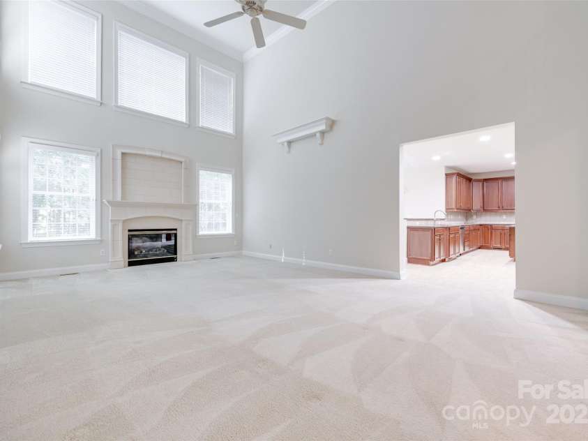5008 Woodview Lane, Weddington, NC 28104.  MLS# CAR4269305, YatesRealty ID 24971. Greatroom