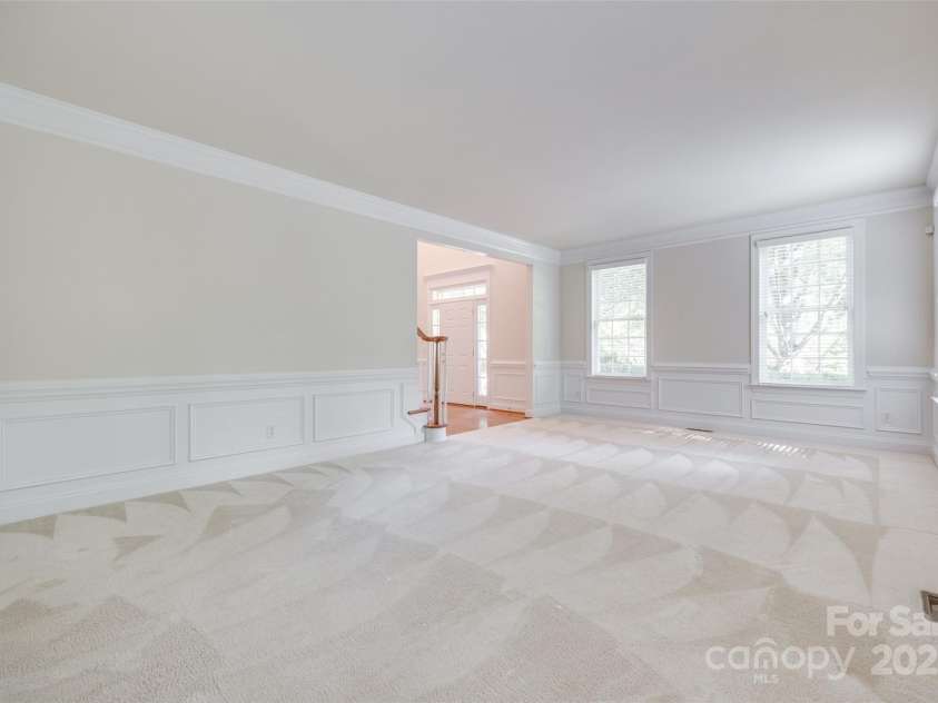 5008 Woodview Lane, Weddington, NC 28104.  MLS# CAR4269305, YatesRealty ID 24971. Living Room