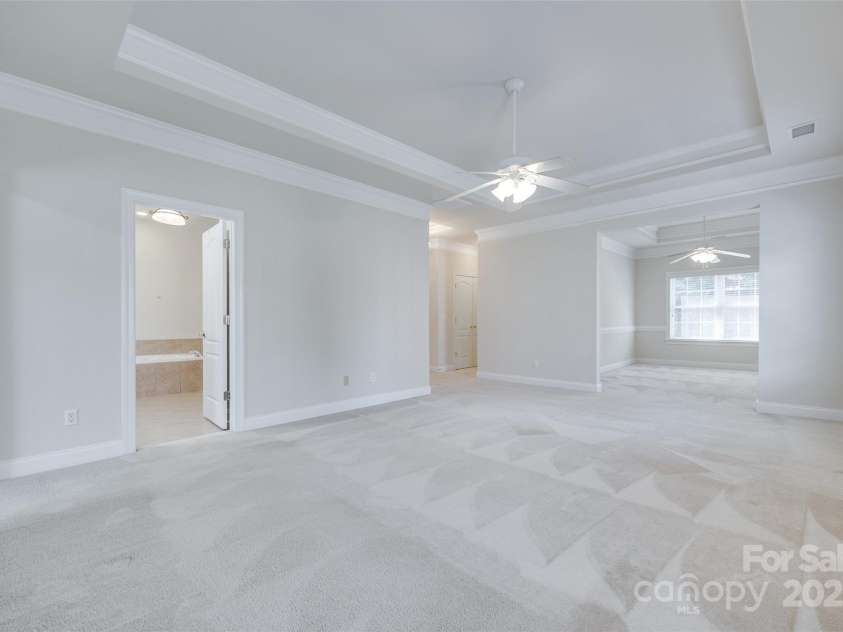 5008 Woodview Lane, Weddington, NC 28104.  MLS# CAR4269305, YatesRealty ID 24971. Primary Suite