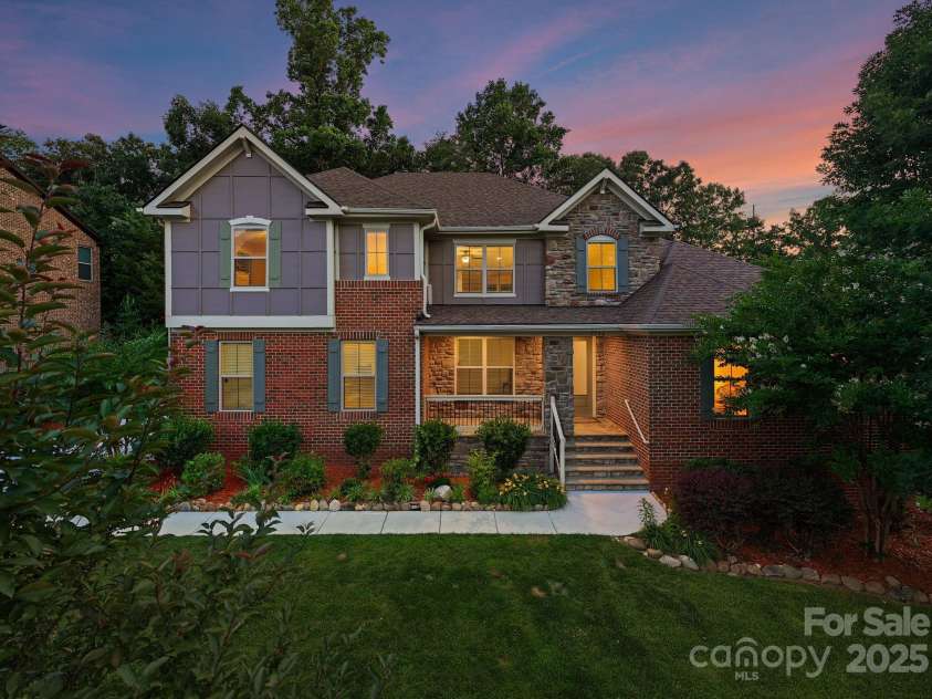 7798 Sand Trap Lane, Stanley, NC 28164.  MLS# CAR4266589, YatesRealty ID 24972. 