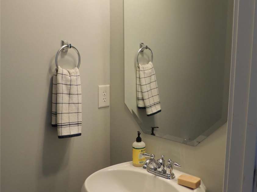 113 Ashton Woods Court, Mount Holly, NC 28120.  MLS# CAR4383374, YatesRealty ID 24973. Half Bath