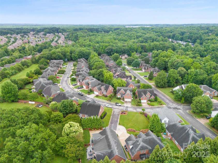 2563 Firethorn Court, Gastonia, NC 28056.  MLS# CAR4261571, YatesRealty ID 24973. 