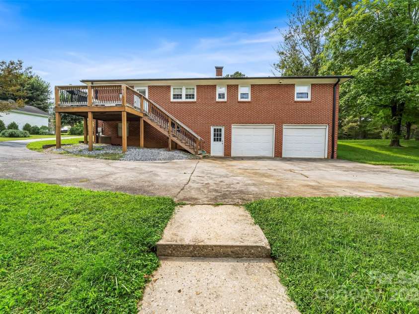 713 Bounous Street, Valdese, NC 28690.  MLS# CAR4301038, YatesRealty ID 24974. 