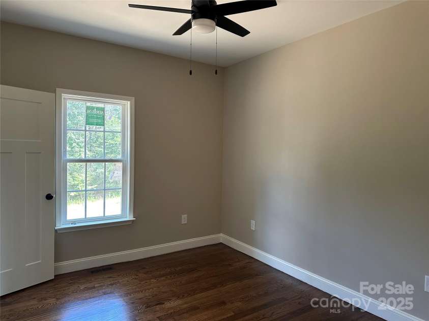 1045 Long Drive, Newton, NC 28658.  MLS# CAR4279592, YatesRealty ID 24976. 