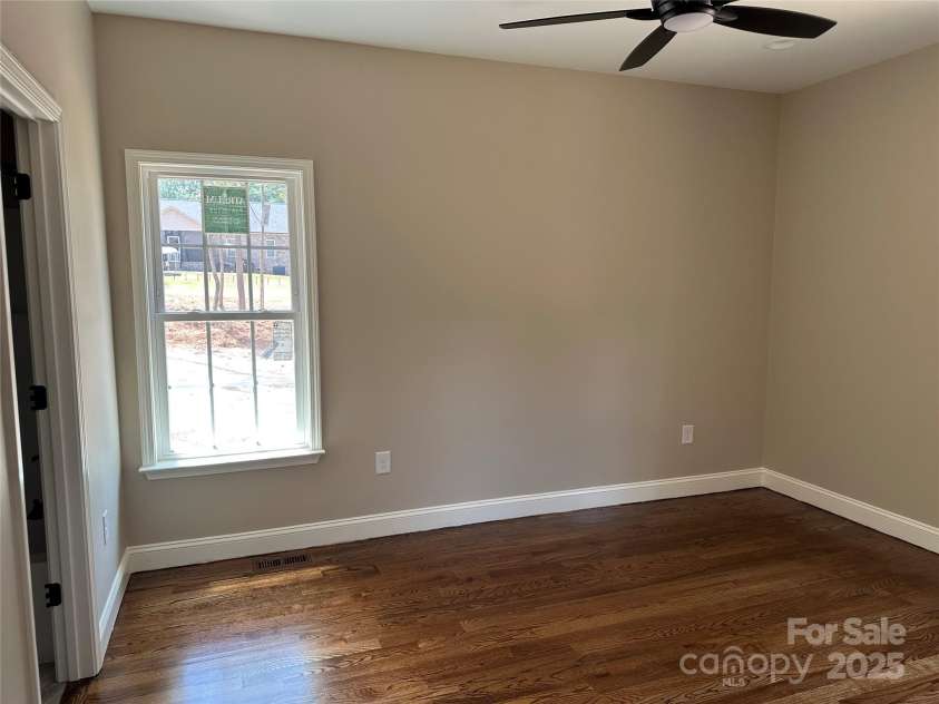 1045 Long Drive, Newton, NC 28658.  MLS# CAR4279592, YatesRealty ID 24976. 