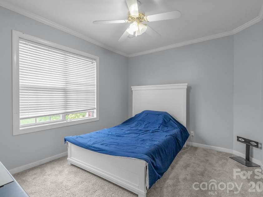 11537 Mcginns Trace Court, Charlotte, NC 28277.  MLS# CAR4385781, YatesRealty ID 24976. 