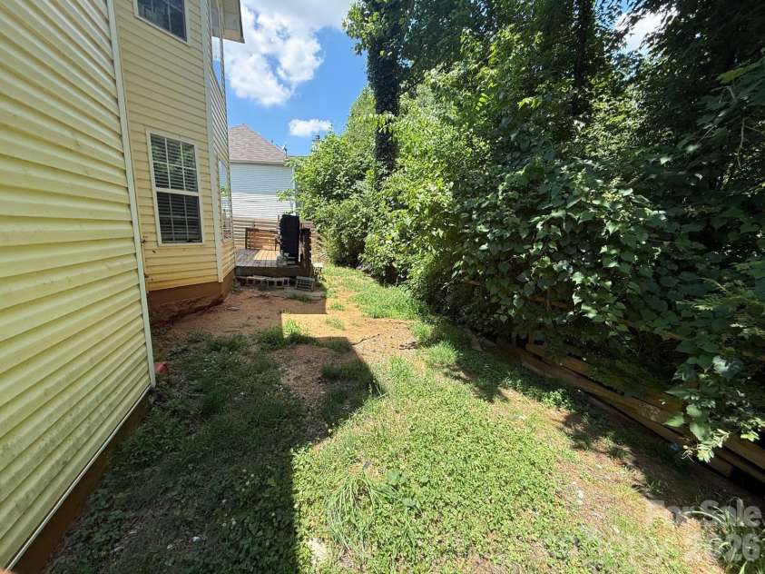 5102 Eagle Creek Drive, Charlotte, NC 28269.  MLS# CAR4385788, YatesRealty ID 24977. 