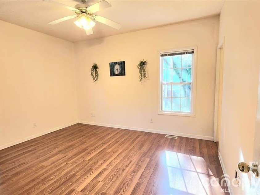 1066 Tremont Avenue, Rock Hill, SC 29730.  MLS# CAR4385831, YatesRealty ID 24978. 