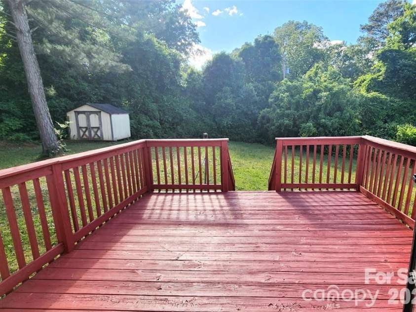1066 Tremont Avenue, Rock Hill, SC 29730.  MLS# CAR4385831, YatesRealty ID 24978. 
