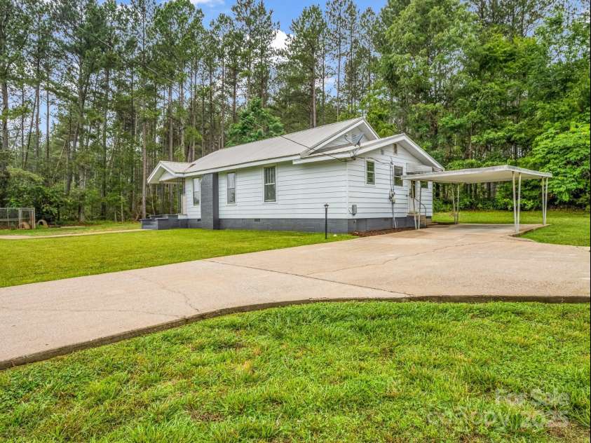 3080 Ken Miller Road, Rutherfordton, NC 28139.  MLS# CAR4267290, YatesRealty ID 24978. 