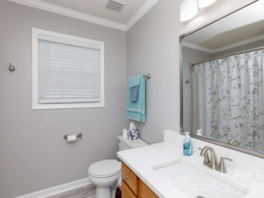 2312 Nuthatch Drive, Rock Hill, SC 29732.  MLS# CAR4385824, YatesRealty ID 24979. 