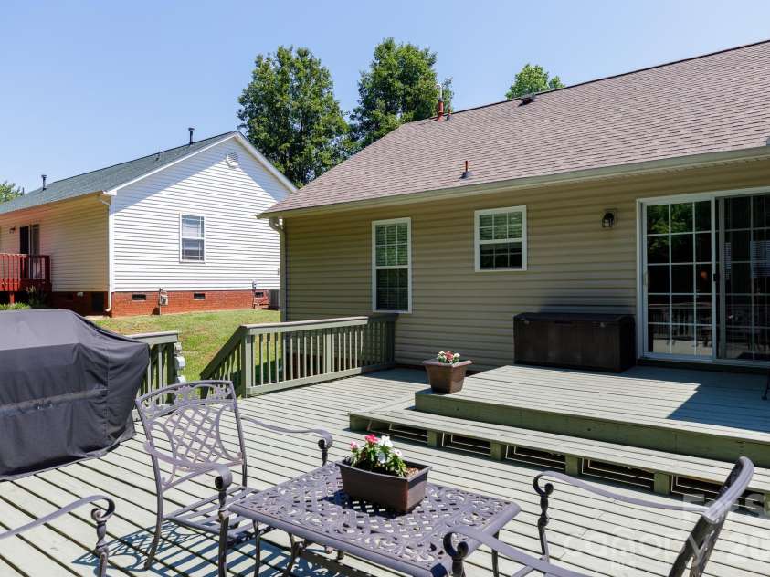 2312 Nuthatch Drive, Rock Hill, SC 29732.  MLS# CAR4385824, YatesRealty ID 24979. 