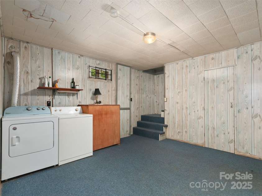 250 Turkey Pen Road, Franklin, NC 28734.  MLS# CAR4279511, YatesRealty ID 24979. 
