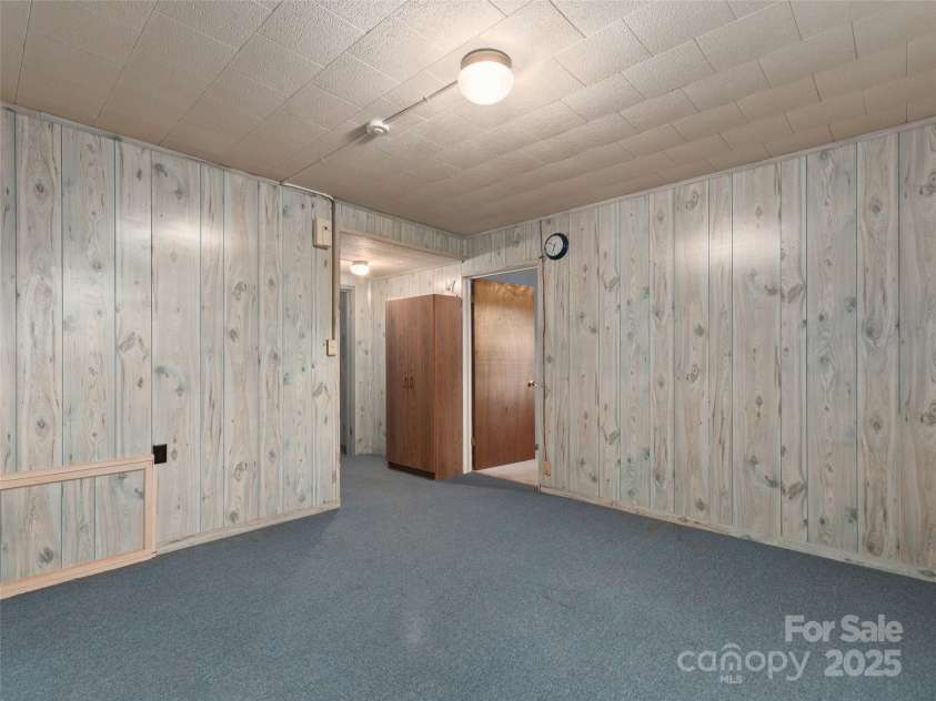 250 Turkey Pen Road, Franklin, NC 28734.  MLS# CAR4279511, YatesRealty ID 24979. 