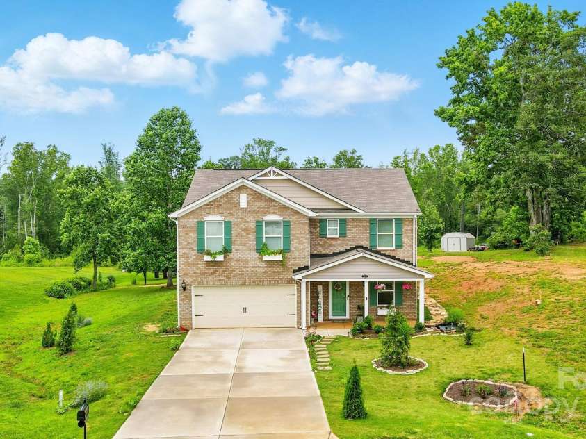 124 Vintage Woods Court, Shelby, NC 28150.  MLS# CAR4266450, YatesRealty ID 24980. 