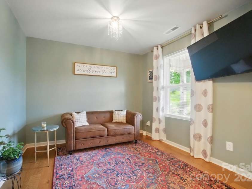 124 Vintage Woods Court, Shelby, NC 28150.  MLS# CAR4266450, YatesRealty ID 24980. 