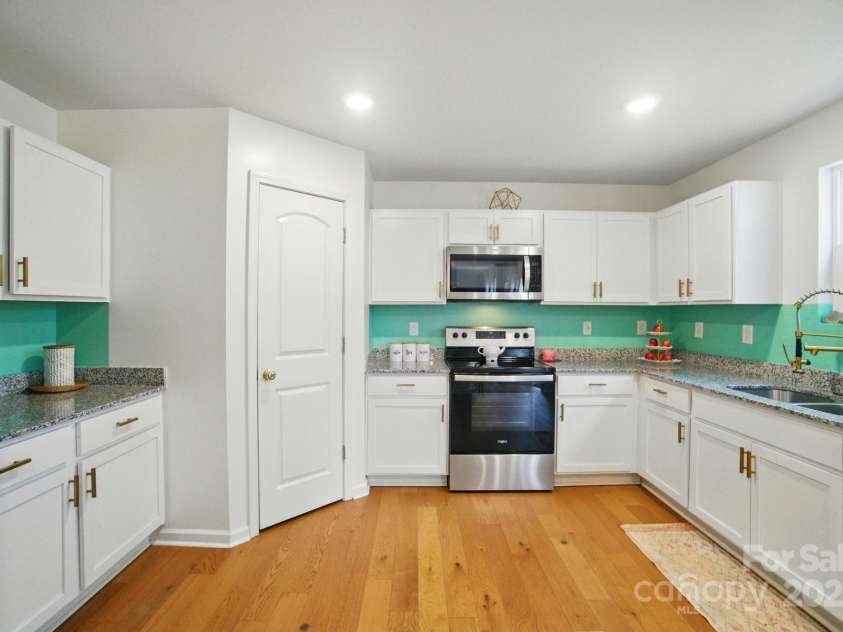 124 Vintage Woods Court, Shelby, NC 28150.  MLS# CAR4266450, YatesRealty ID 24980. 