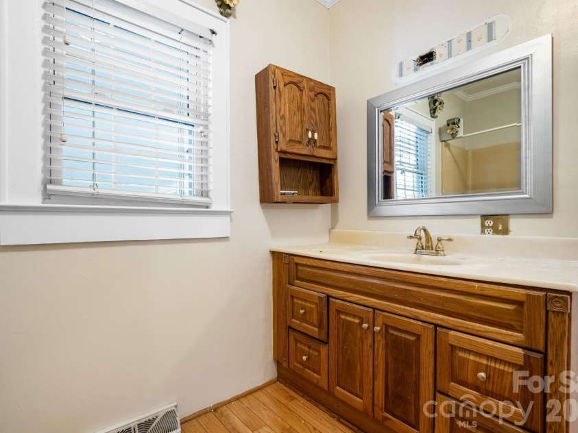 144 Hunter Bridge Road, Stony Point, NC 28678.  MLS# CAR4385671, YatesRealty ID 24981. 