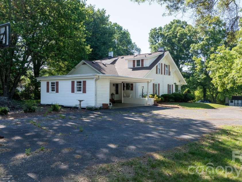 144 Hunter Bridge Road, Stony Point, NC 28678.  MLS# CAR4385671, YatesRealty ID 24981. 