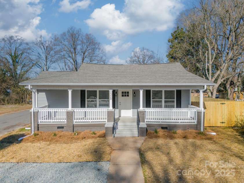 2328 Sanders Avenue, Charlotte, NC 28216.  MLS# CAR4213878, YatesRealty ID 24981. 2328 Sanders Ave
