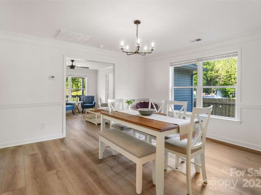 2328 Sanders Avenue, Charlotte, NC 28216.  MLS# CAR4213878, YatesRealty ID 24981. 