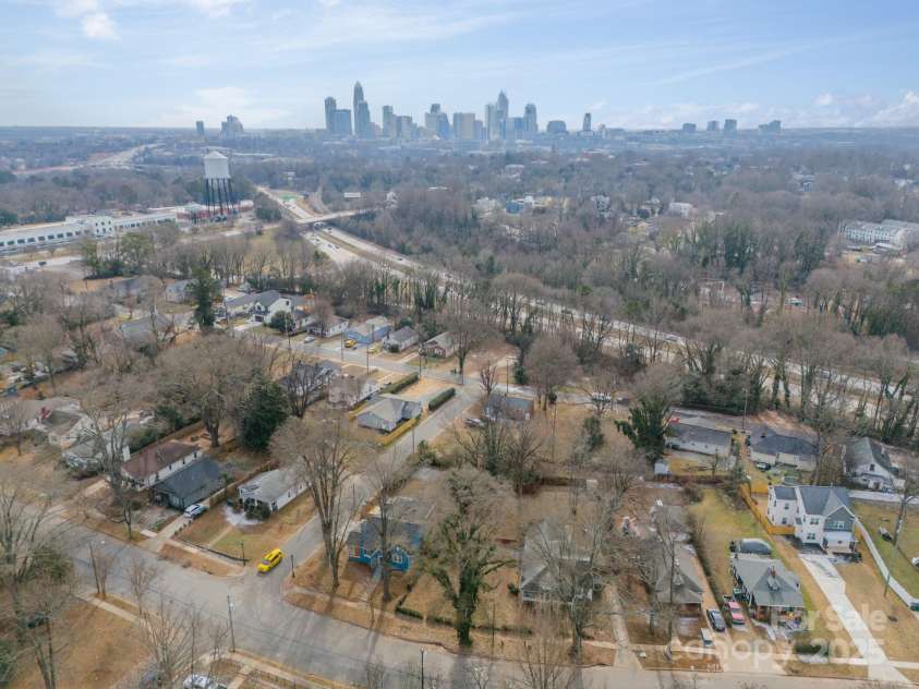 2328 Sanders Avenue, Charlotte, NC 28216.  MLS# CAR4213878, YatesRealty ID 24981. 