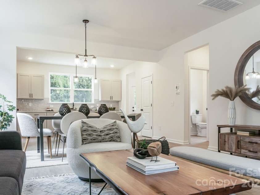 318 Sixth Street, Belmont, NC 28012.  MLS# CAR4271977, YatesRealty ID 24984. 