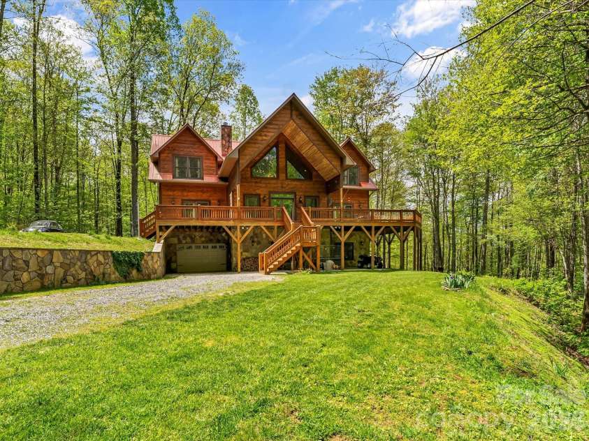 917 Otter Mountain Road, Topton, NC 28781.  MLS# CAR4385880, YatesRealty ID 24984. 