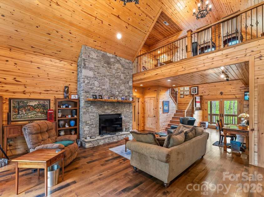 917 Otter Mountain Road, Topton, NC 28781.  MLS# CAR4385880, YatesRealty ID 24984. 