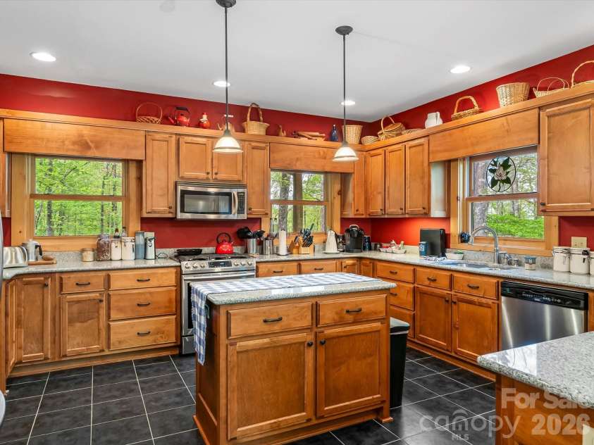 917 Otter Mountain Road, Topton, NC 28781.  MLS# CAR4385880, YatesRealty ID 24984. 