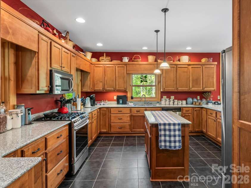 917 Otter Mountain Road, Topton, NC 28781.  MLS# CAR4385880, YatesRealty ID 24984. 