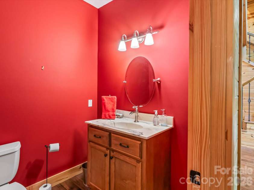 917 Otter Mountain Road, Topton, NC 28781.  MLS# CAR4385880, YatesRealty ID 24984. 