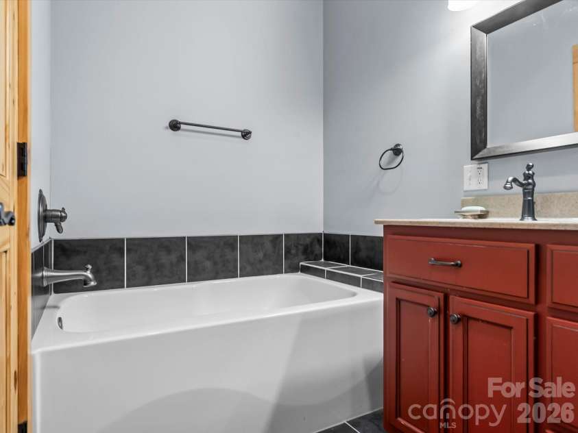 917 Otter Mountain Road, Topton, NC 28781.  MLS# CAR4385880, YatesRealty ID 24984. 