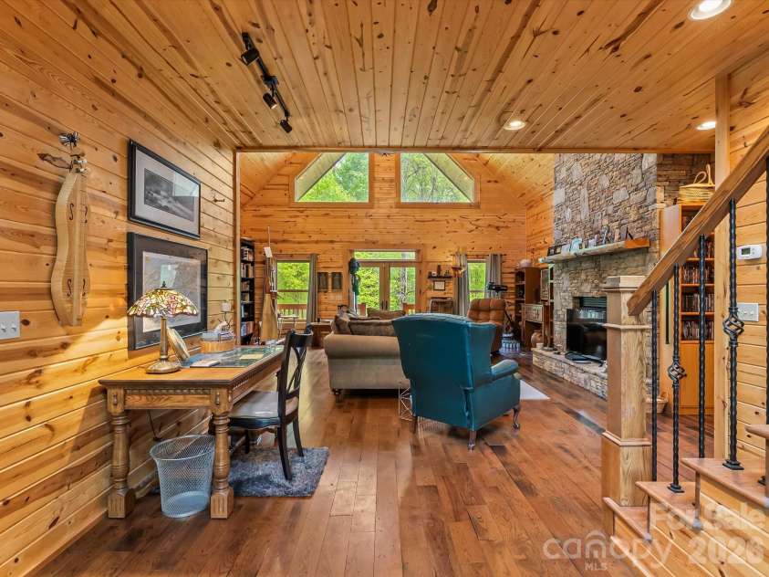 917 Otter Mountain Road, Topton, NC 28781.  MLS# CAR4385880, YatesRealty ID 24984. 