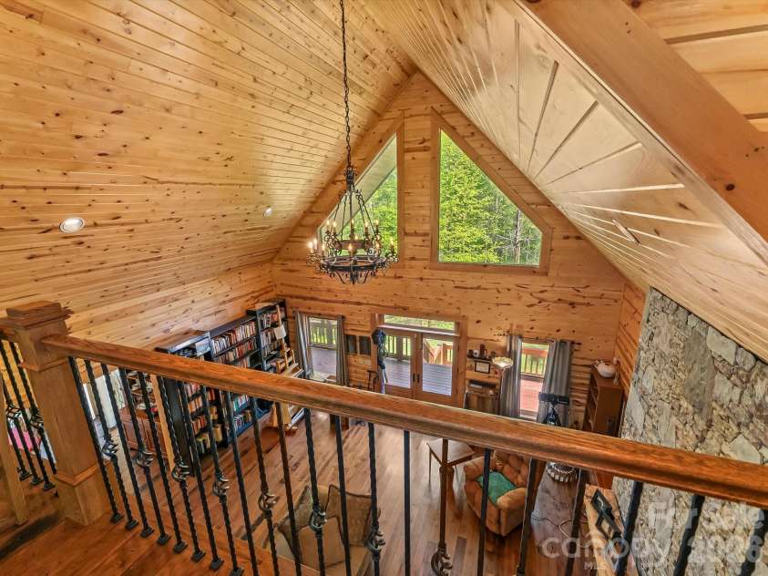 917 Otter Mountain Road, Topton, NC 28781.  MLS# CAR4385880, YatesRealty ID 24984. 