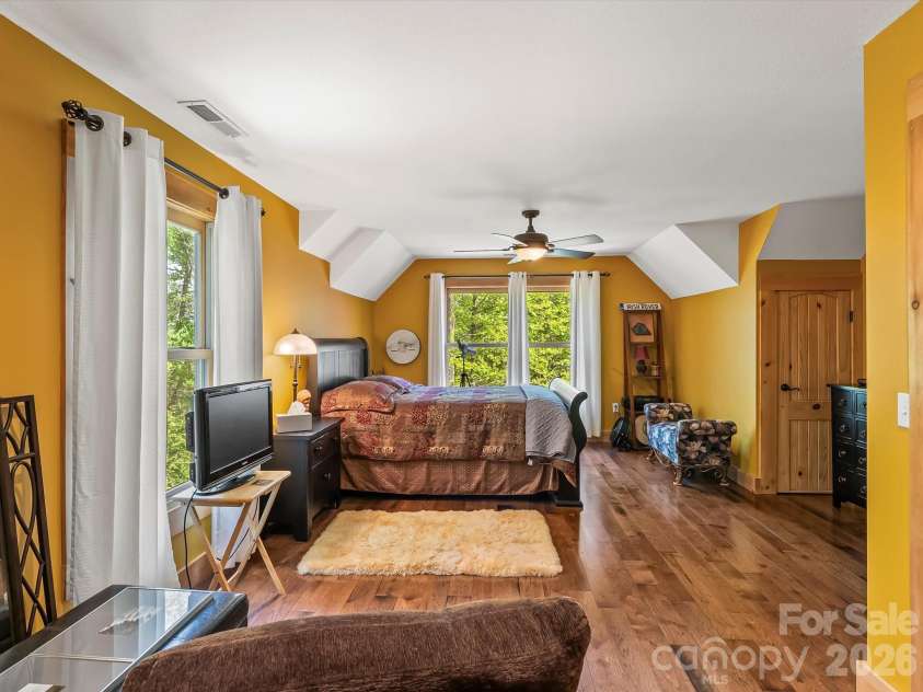 917 Otter Mountain Road, Topton, NC 28781.  MLS# CAR4385880, YatesRealty ID 24984. 