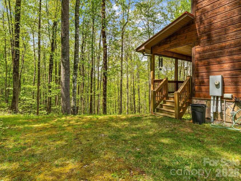 917 Otter Mountain Road, Topton, NC 28781.  MLS# CAR4385880, YatesRealty ID 24984. 