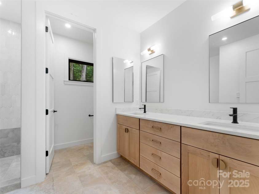 285 Poplar Crest Drive, Pisgah Forest, NC 28768.  MLS# CAR4276032, YatesRealty ID 24985. 