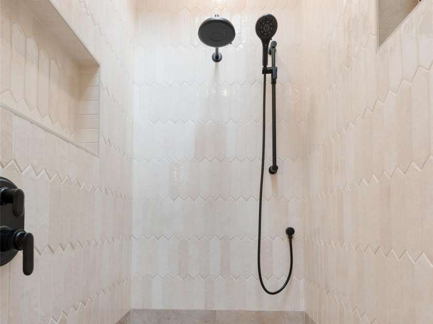 285 Poplar Crest Drive, Pisgah Forest, NC 28768.  MLS# CAR4276032, YatesRealty ID 24985. 