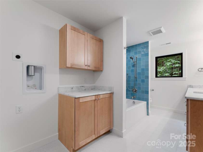 285 Poplar Crest Drive, Pisgah Forest, NC 28768.  MLS# CAR4276032, YatesRealty ID 24985. 