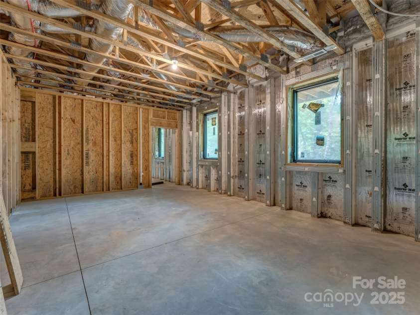 285 Poplar Crest Drive, Pisgah Forest, NC 28768.  MLS# CAR4276032, YatesRealty ID 24985. 