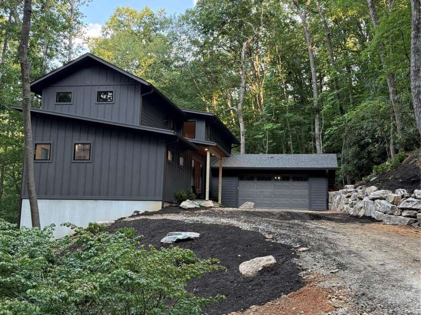 285 Poplar Crest Drive, Pisgah Forest, NC 28768.  MLS# CAR4276032, YatesRealty ID 24985. 