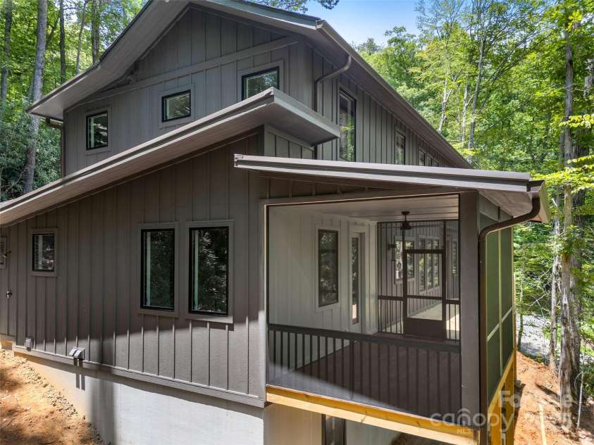 285 Poplar Crest Drive, Pisgah Forest, NC 28768.  MLS# CAR4276032, YatesRealty ID 24985. 