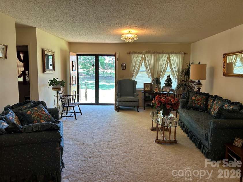 336 Bridges Road, Blacksburg, SC 29702.  MLS# CAR4385901, YatesRealty ID 24985. 