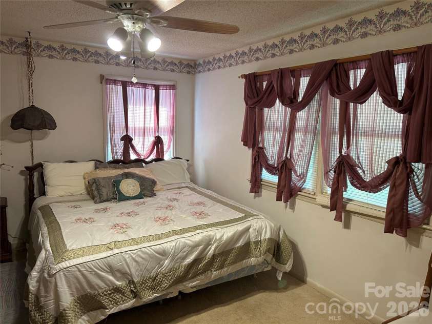 336 Bridges Road, Blacksburg, SC 29702.  MLS# CAR4385901, YatesRealty ID 24985. 