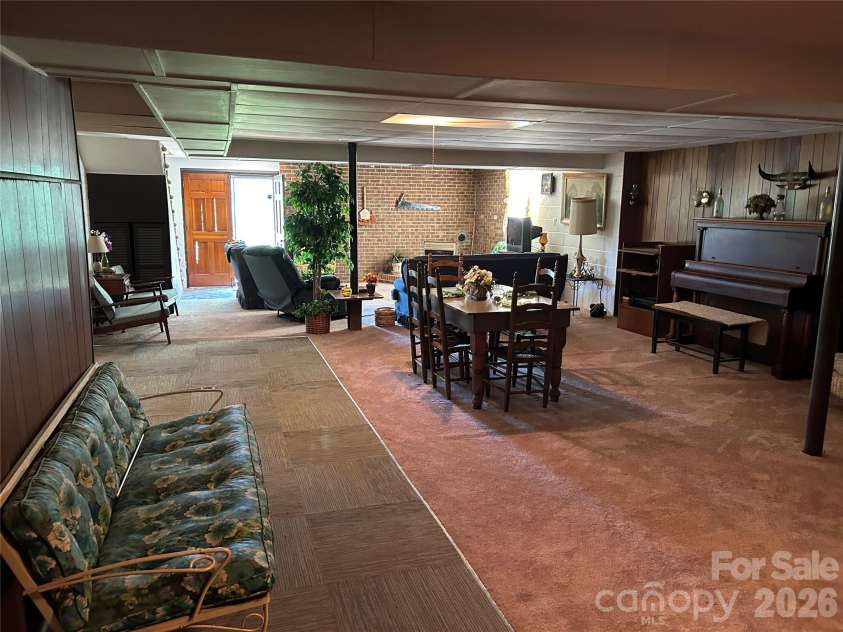 336 Bridges Road, Blacksburg, SC 29702.  MLS# CAR4385901, YatesRealty ID 24985. 
