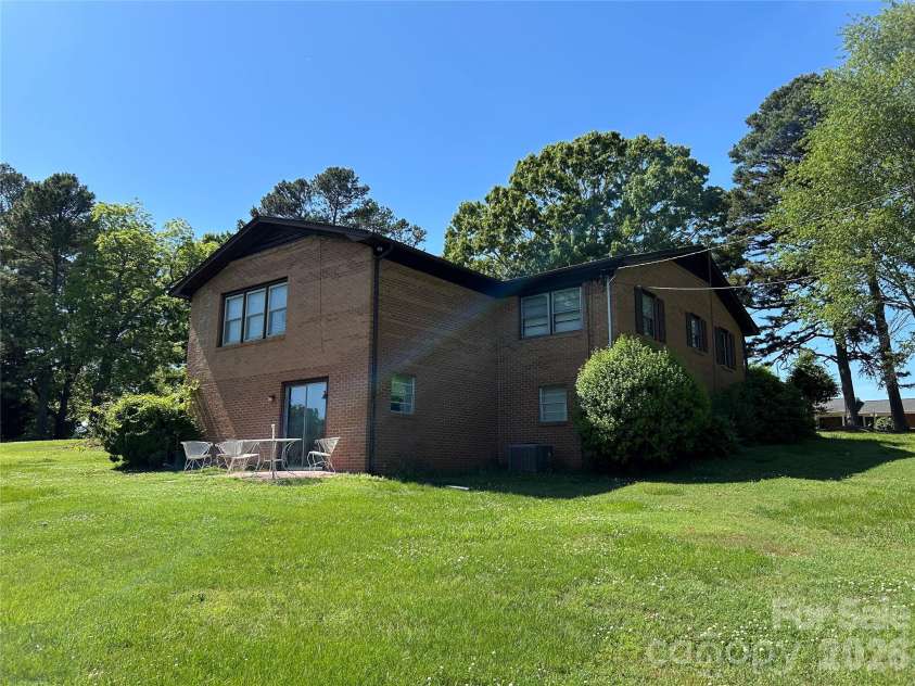 336 Bridges Road, Blacksburg, SC 29702.  MLS# CAR4385901, YatesRealty ID 24985. 