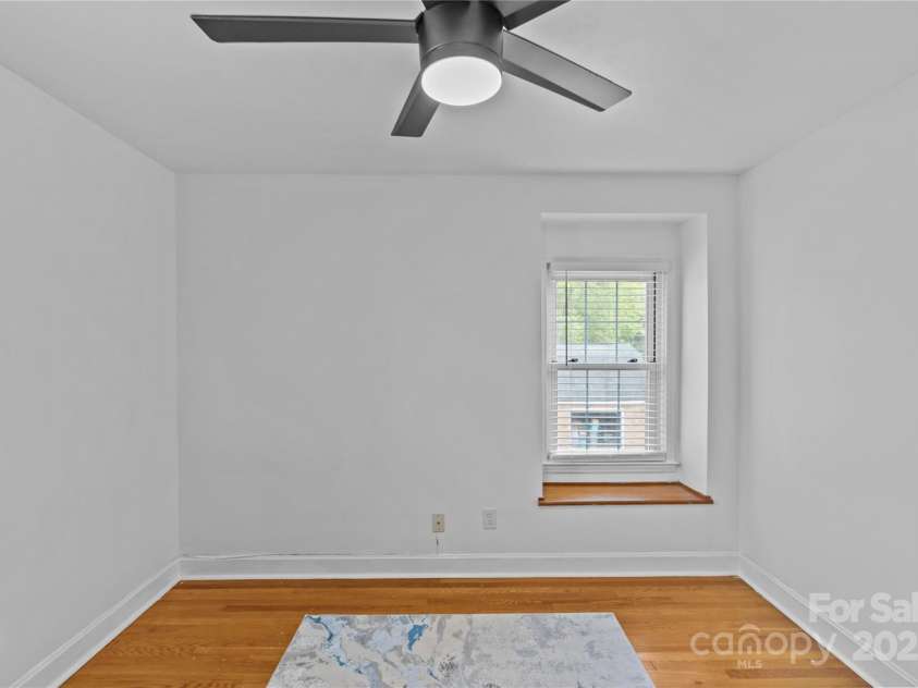 6035 Idlebrook Drive, Charlotte, NC 28212.  MLS# CAR4247653, YatesRealty ID 24986. 