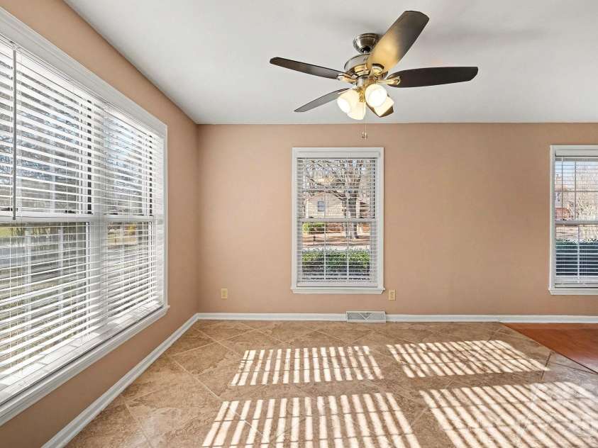 6035 Idlebrook Drive, Charlotte, NC 28212.  MLS# CAR4334979, YatesRealty ID 24986. 